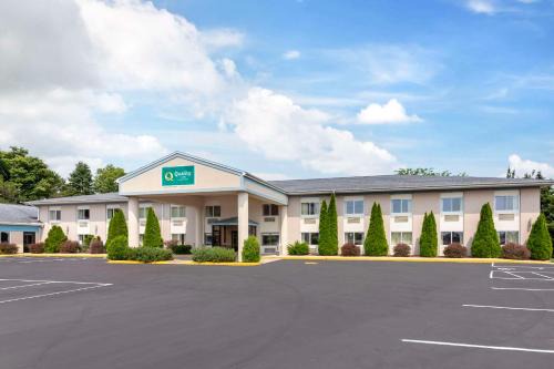 Huron Hotel | Quality Inn - Huron, Sandusky OH