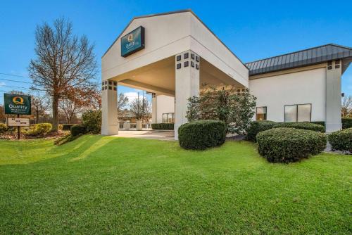 Aiken Hotel | Quality Inn & Suites Aiken South
