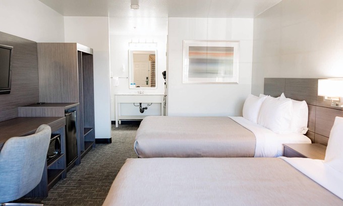 Lathrop Hotel | Quality Inn & Suites Lathrop - South Stockton