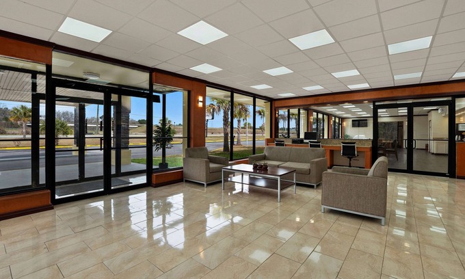 Yemassee Hotel | Quality Inn