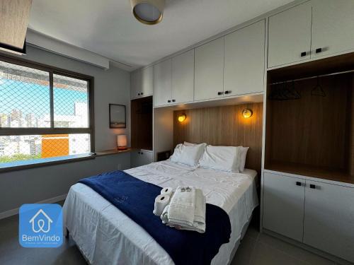 Barra Apartment | Quarto e Sala Vista Mar no Barra Conceito