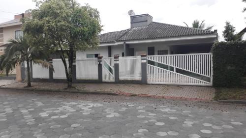 Rau Other | QUARTOS ACONCHEGANTES.