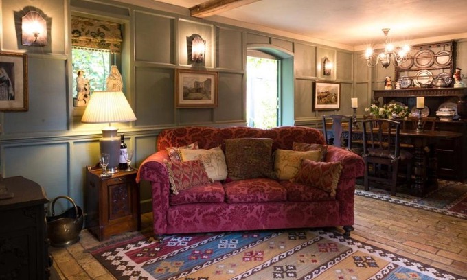 Saxmundham House | Queenies, an authentic Rural Style coastal cottage in a Nature Reserve