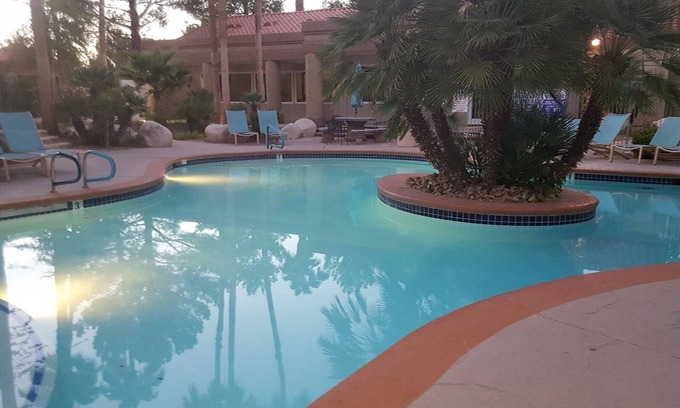 Paradise Condo | Quiet 2Bed/2Bath Las Vegas Condo located 4 miles from Strip