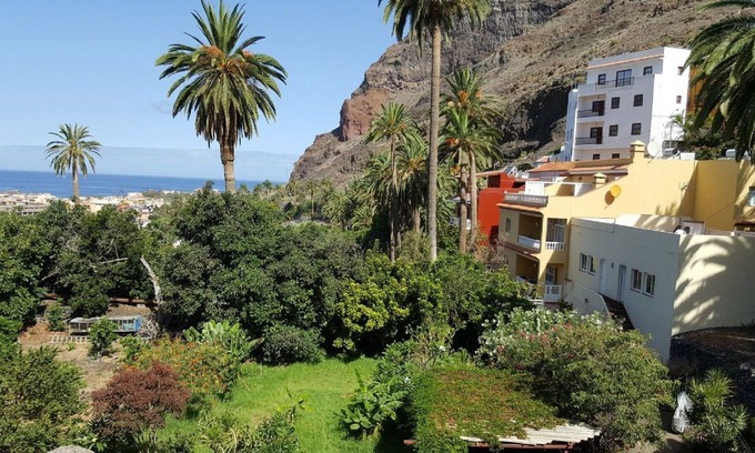 Valle Gran Rey Apartment | Quiet and spacious apartment in Valle Gran Rey