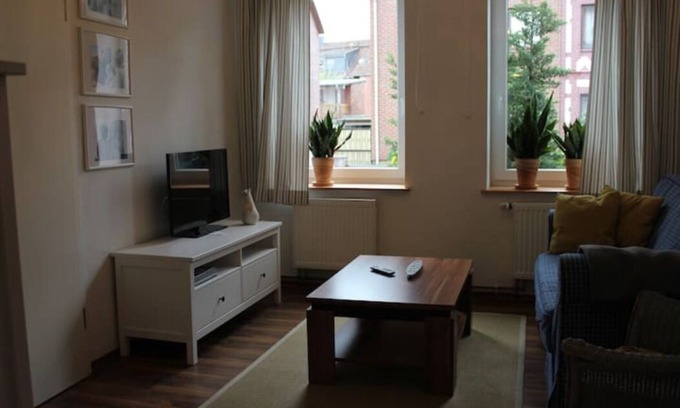 Schutzenplatz Apartment | Quiet apartment for two people, possibly plus children