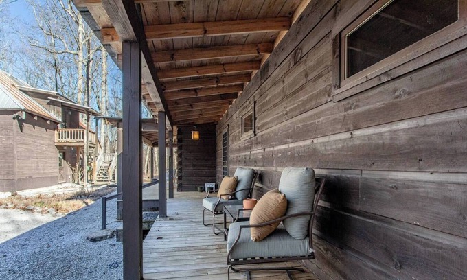 Sewanee Cabin | Quiet Cabin Close to Campus