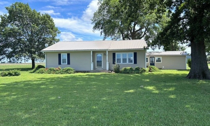 Welda Other | Quiet Country Ranch/Hunters Welcome/Peaceful ranch home with plenty of room