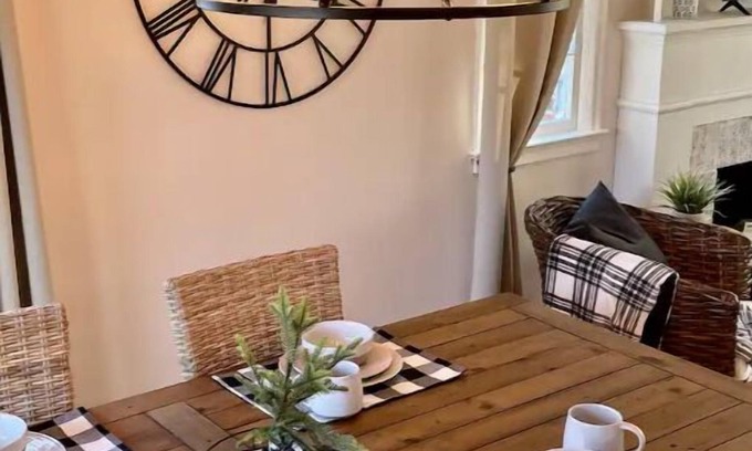 Billings House | Quiet & Minutes to Both Hospitals, Airport, Downtown, & Colleges