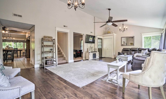 Logan Cottage | Quiet Rockbridge Cottage ~ 4 Mi to Hocking Hills!