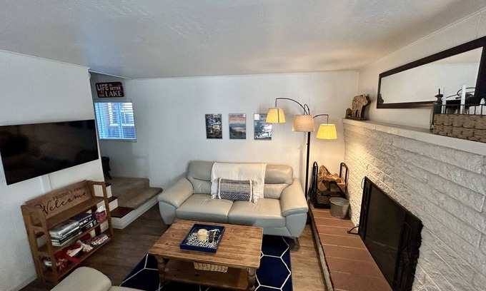 Tahoe Island House | Quiet & Sunny Retreat - Near Camp Richardson & Bike Path