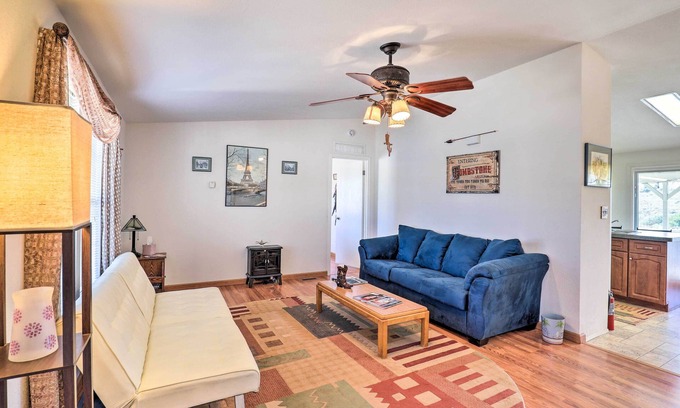 Tombstone House | Quiet Tombstone Retreat ~ 3 Mi to Historic Dtwn!