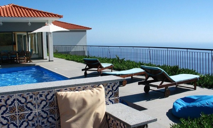 Calheta Villa | Quinta Falcoes, luxury villa, sleeps 8, stunning sea views, heated pool