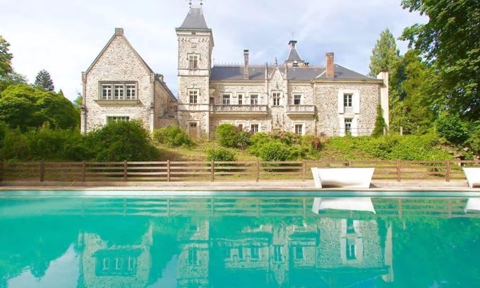 Saint-Priest-les-Fougeres Other | Quirky and Luxurious - Chateau d'Oche South Wing Gite