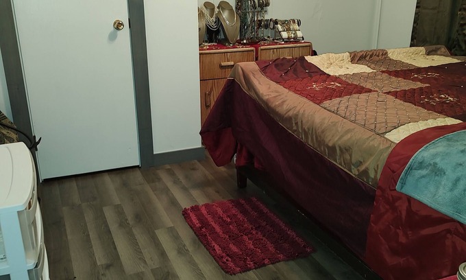 Hettinger House | Quite house in town