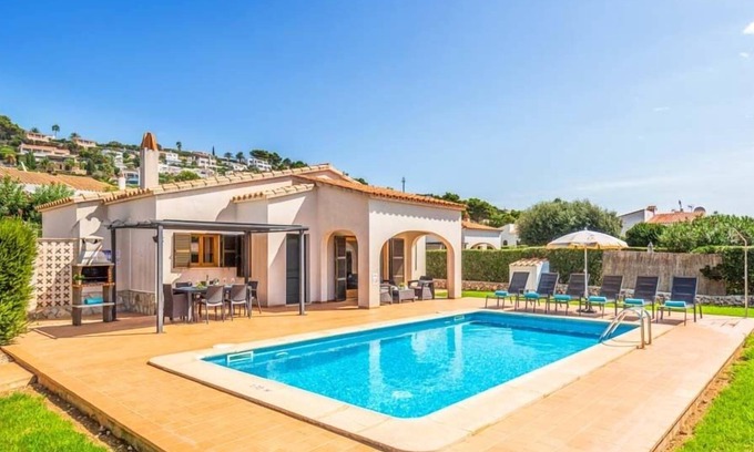 Sant Jaume Mediterrani Villa | R 5029 Villa Argus with Dishwasher,Comfortable Seating & Dining Facilities.