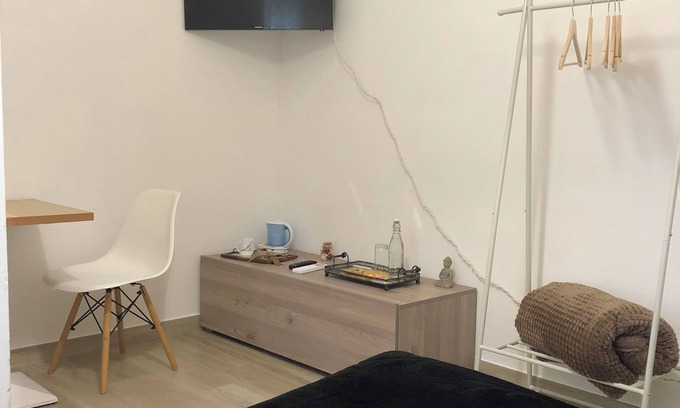 Montale Bed & Breakfast | R&B MIDORA MONTALE