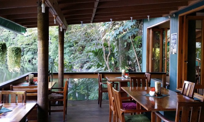 Nasinu Hotel | Rainforest Eco Lodge