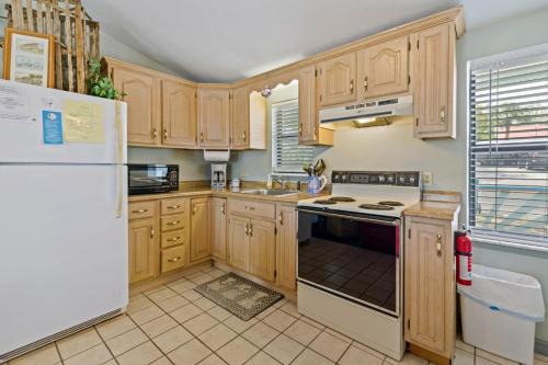 Cedar Key House | Rains Waterfront Cottage