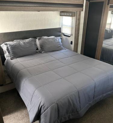 Four Oaks Hotel | Raleigh RV Living- Sleeps 8