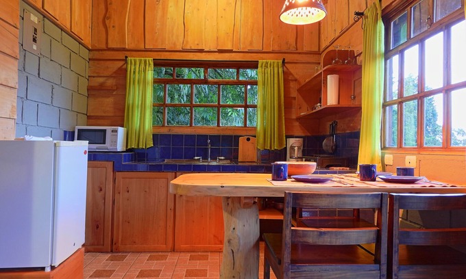 Cirri Sur Cabin | Rancho Amalia