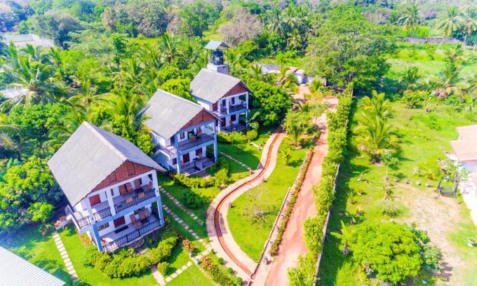 Nuwaragam Palatha East Hotel | Ranweli Resort Anuradhapura
