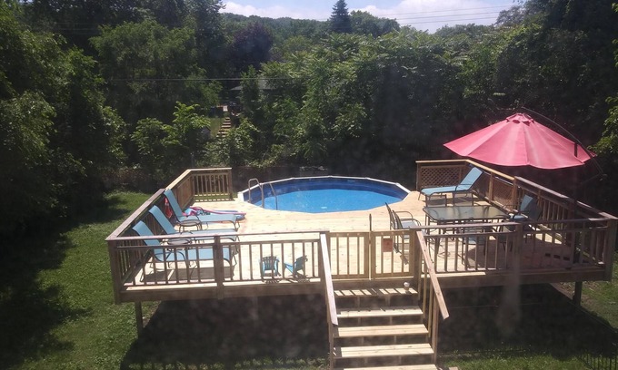 Miller Beach House | Rare Private Heated Pool w/in 1.5 Blocks to the Beach!