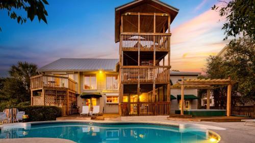 Sullivan's Island House | Raven by AvantStay Entertainers Dream w Pool Hot Tub Game Room 9 BRs