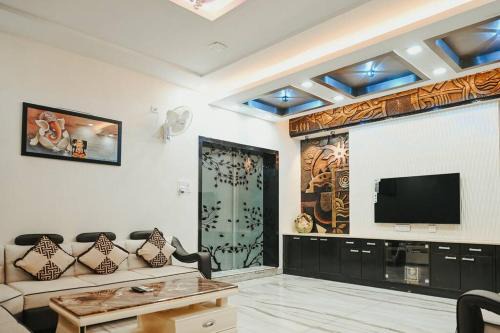 Begumpet Villa | RB Guest House