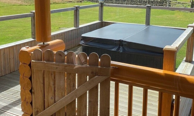 Allendale Cabin | Real Log cabin with hot tub and fire pit. Pet friendly