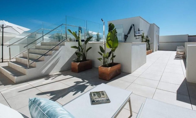 San Gil Apartment | Recreational Vacation Trip! 2 Commodious Units, minutes from Plaza de España