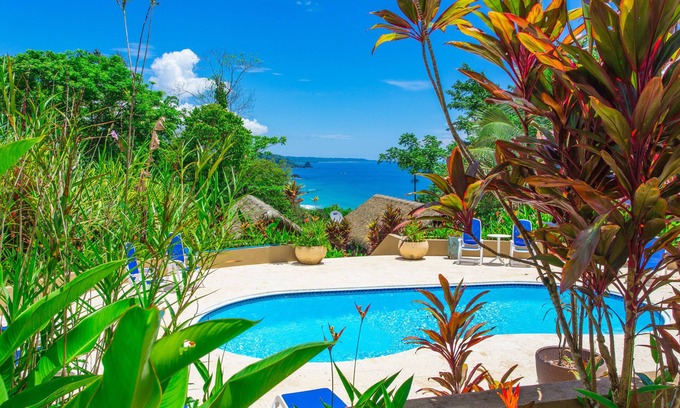 Isla Bastimentos Resort | Red Frog Beach Island Resort