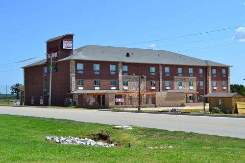 Thackerville Hotel | Red River Inn and Suites