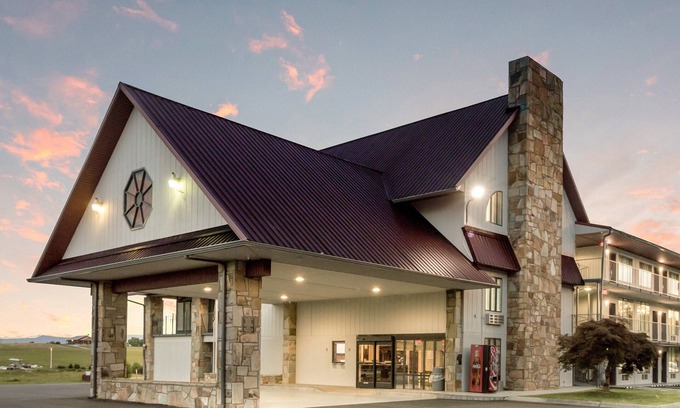 Dandridge Hotel | Red Roof Inn Dandridge