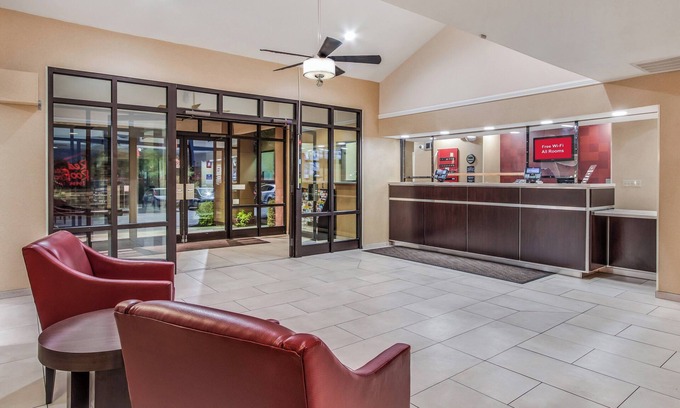 Deer Valley Hotel | Red Roof Inn Phoenix North - I-17 at Bell Rd
