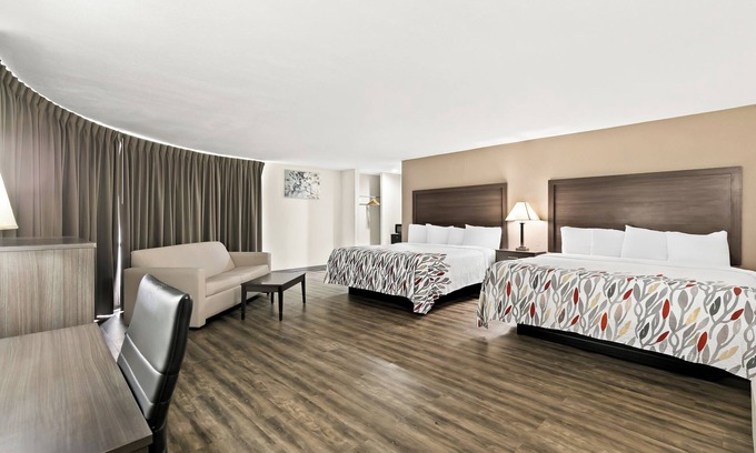 Duncan Hotel | Red Roof Inn & Suites Duncan