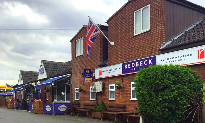 Wakefield Hotel | Redbeck Motel