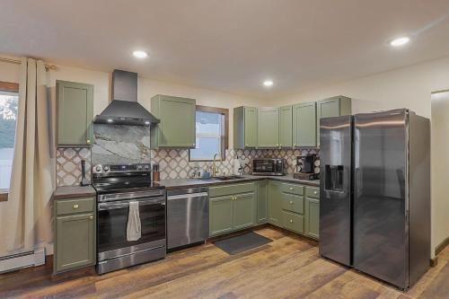 Livingston House | Refined 6br Moose & Bear Lodge By Sweetheart Stay