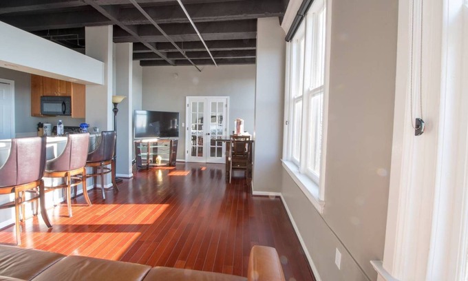 Fairlie-Poplar Historic District Condo | Refined and Pristine Loft in Downtown Atlanta