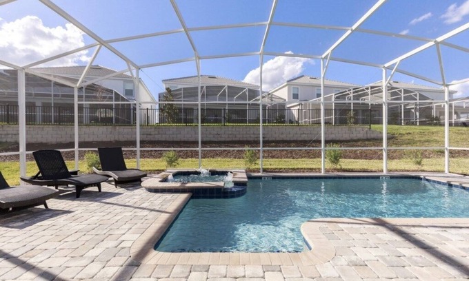 Davenport Resort | Refreshing 6 Bed Pool Home with Game Room Pool/Spa