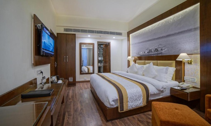 Rajbagh Hotel | Regenta Central Srinagar, Rajbagh