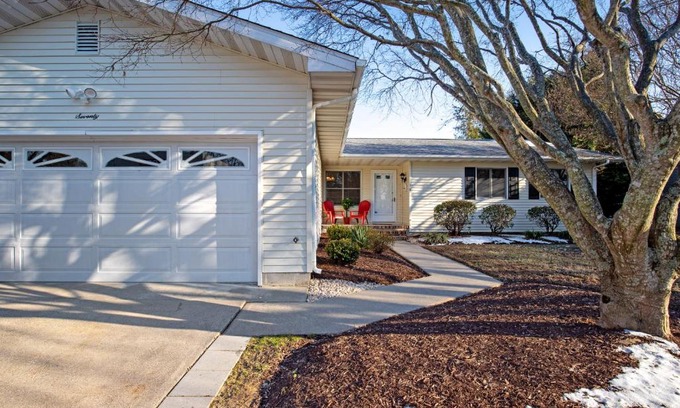 Rehoboth Beach House | Rehoboth Beach - 70 BRYAN DR