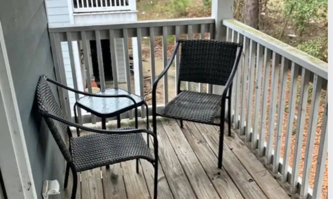 Albany Condo | Relax and Unwind at The Good Life Escape