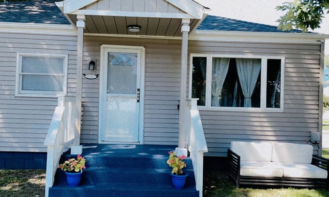 Cedar Lake House | Relax, have fun, and make memories at the lake!