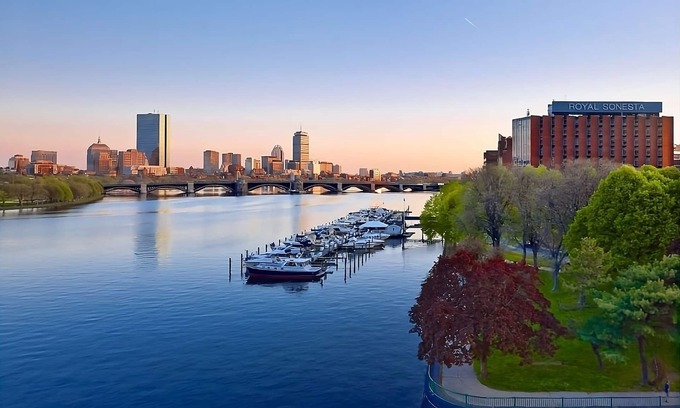 East Cambridge Hotel | Relax in a Cozy Room w/Stunning Charles River & Boston Skyline Views