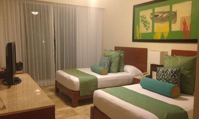 Xcaret Apartment | Relax in Paradise – Vidanta Mayan Palace Suite with Resort Perks