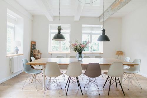 Tetenbull House | Relax In The Old Vicarage On Eiderstedt