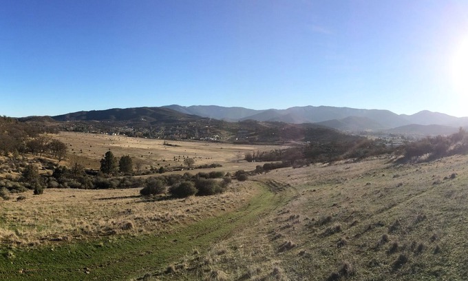 Yreka House | Relax on 125 private acres