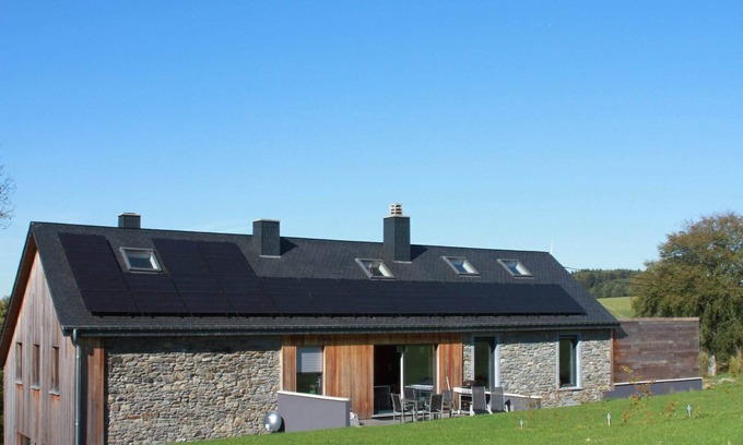Vaux-sur-Sure Cottage | Relax & Play in Ardennes
