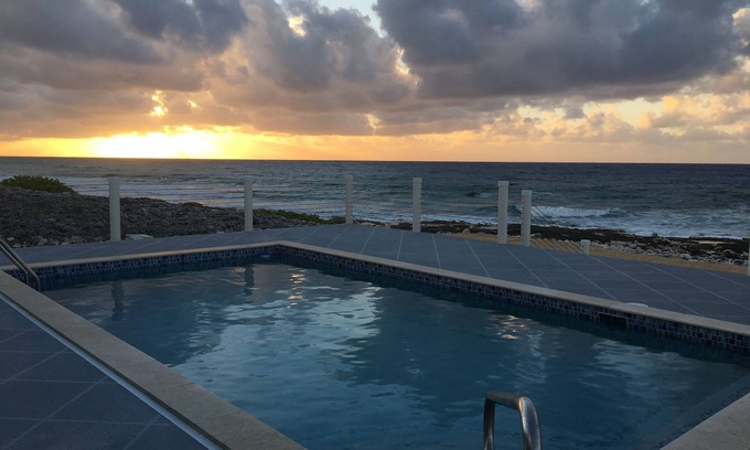 West End House | Relax poolside at Villa Villekulla